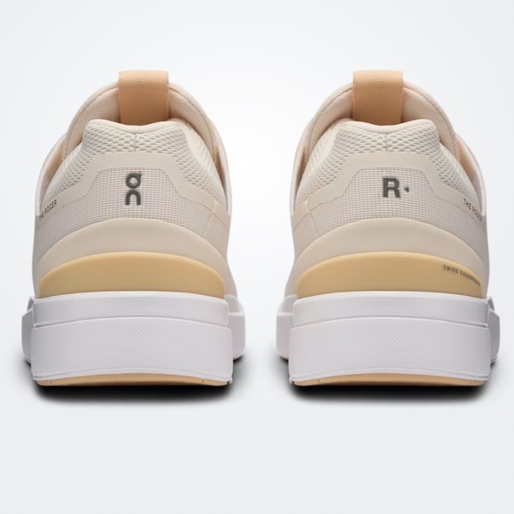 On The Roger Spin Dew Savannah Size 7.5 - Picture 4 of 15